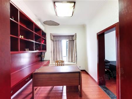 中粮澜山花园-书房