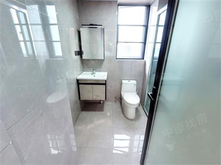 新天鹅堡三期-卫生间