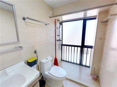 英郡年华花园（三期）-卫生间