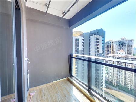 英郡年华花园（三期）-阳台