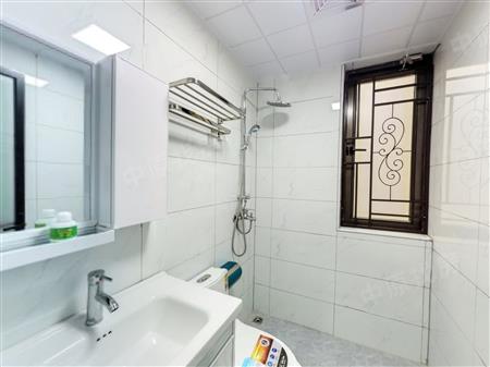 富宏凤凰天誉-卫生间