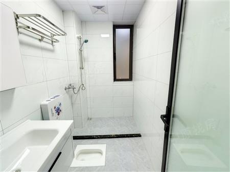 富宏凤凰天誉-卫生间