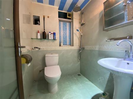 心怡花园-卫生间