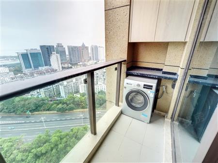 宝能公馆V-House-阳台