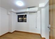 远洋新干线(晶钻广场)-次卧