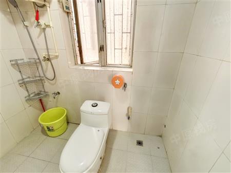 南威中心-卫生间