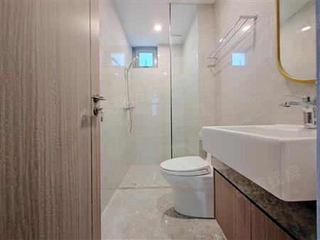 德弘天下华府-卫生间