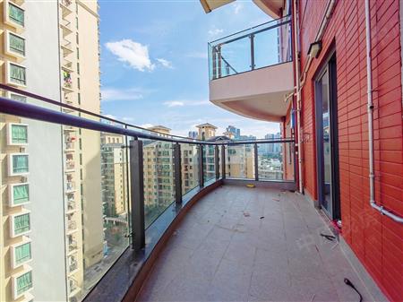 德弘天下华府-阳台