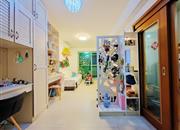 百仕达东郡-客厅