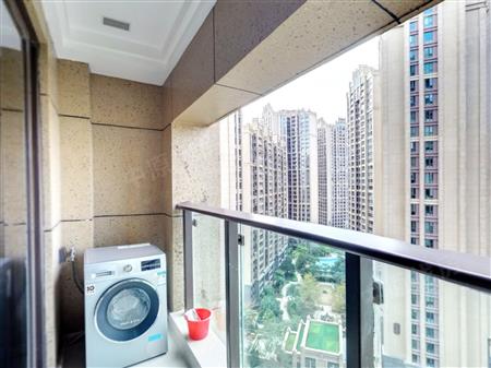 宝能公馆V-House-阳台