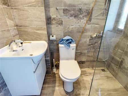 锦绣花园四期-卫生间