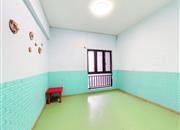 港铁天颂（一期）-次卧