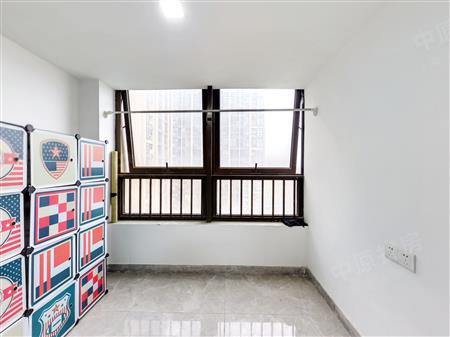 龙光玖云著大楼-书房