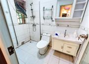 信义假日名城(一期沁芳园)-卫生间