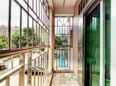 信义假日名城(一期沁芳园)-阳台