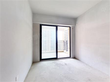 远洋新干线二期(君域花园)-次卧