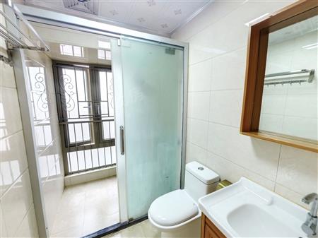 前城滨海花园-卫生间