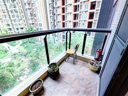 星河盛世花园-阳台