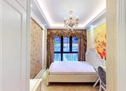 星河盛世花园-次卧