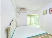 信义假日名城(四期锦绣园)-主卧