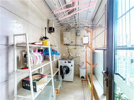 壹方中心·玖誉(二期)-阳台