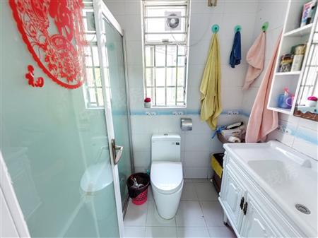 百仕达花园一期-卫生间