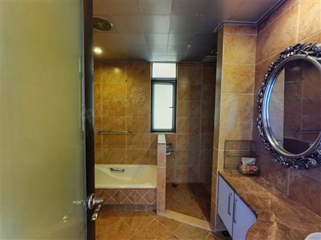 瑞河耶纳-卫生间