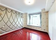 百仕达花园二期-主卧