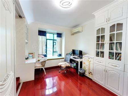 百仕达花园二期-次卧