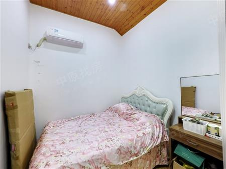 百仕达花园二期-次卧