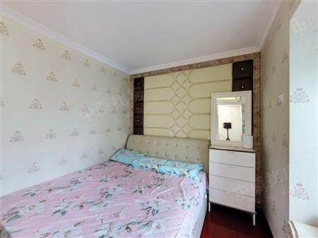 百仕达花园二期-次卧