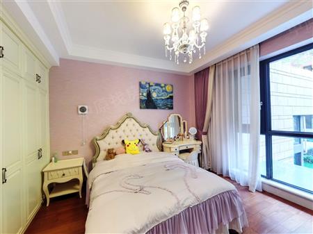 星河丹堤花园-次卧