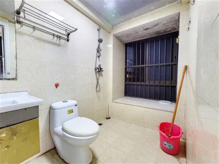 英郡年华花园（二期）-卫生间