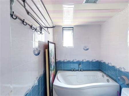 英郡年华花园（一期）-卫生间