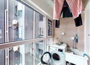 儒骏城立方-阳台