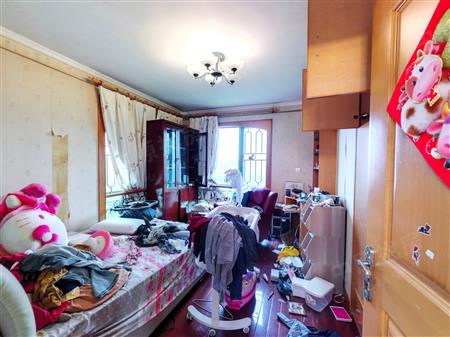 国都高尔夫花园-次卧