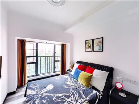 嘉御豪园(信义嘉御山)-次卧