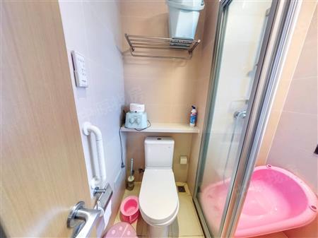 万科麓城三期（金域中央花园二期）-卫生间