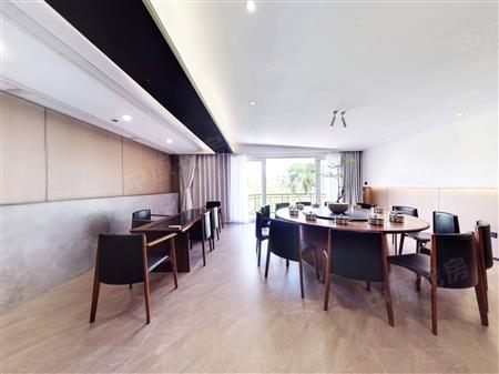 名商高尔夫球会-次卧