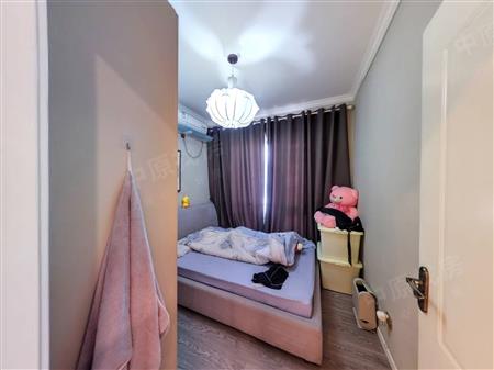 华联城市全景花园-次卧