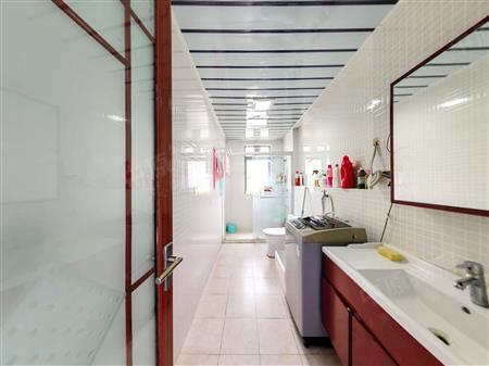 桐林花园-卫生间