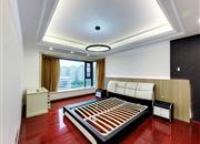 御景东方花园一期-主卧