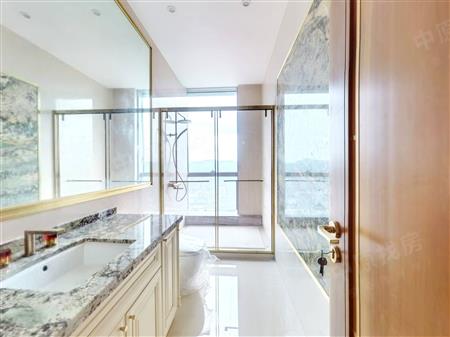 深业上城-卫生间