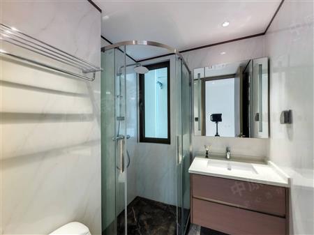 招商臻府-卫生间