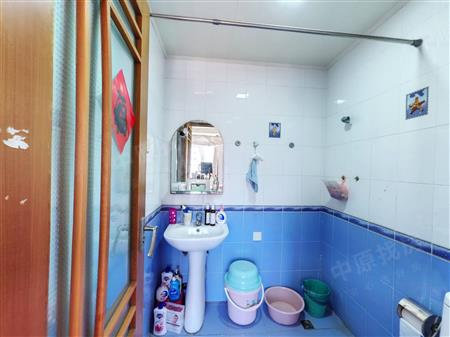 招商桃花园二期-卫生间