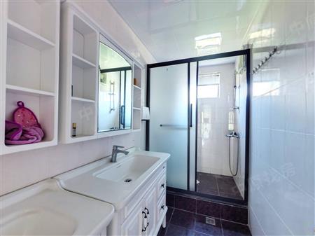 百仕达花园一期-卫生间