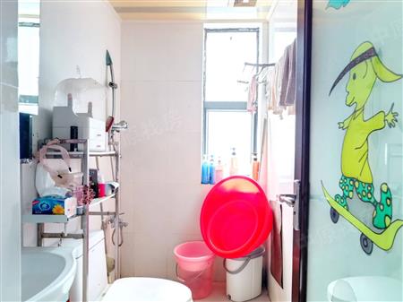 阳光花园-卫生间