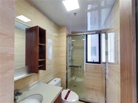 中骏云景府-卫生间