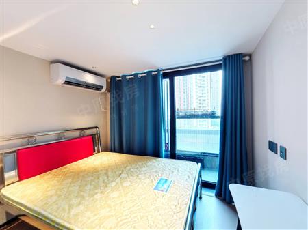 万科麓山（万科麓城四期商办、金域领峰花园)-次卧