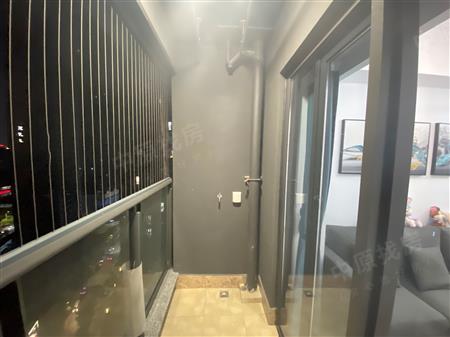 京基御领公馆-阳台